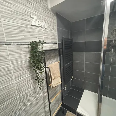Appartement Myhomezen Disneyland Val D'europe - 3d Playstation 4 Chessy (Seine-et-Marne)
